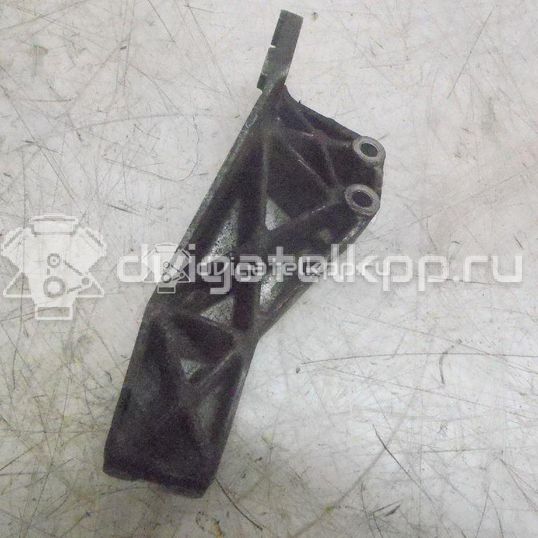Фото Кронштейн генератора для двигателя OM 601.942 (OM 601) для Mercedes-Benz Vito 79 л.с 8V 2.3 л Дизельное топливо 6011550395