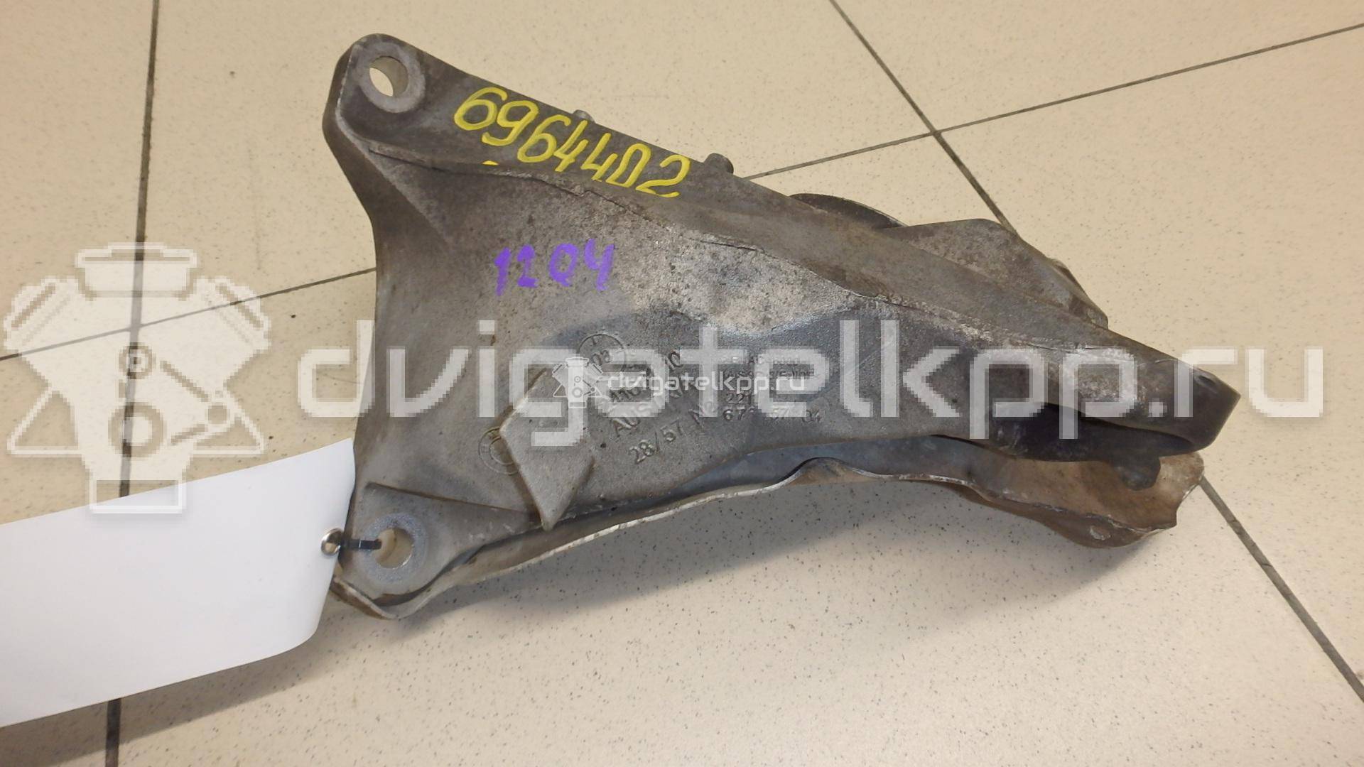 Фото Кронштейн двигателя правый  22116764574 для bmw 1-серия E87/E81 {forloop.counter}}