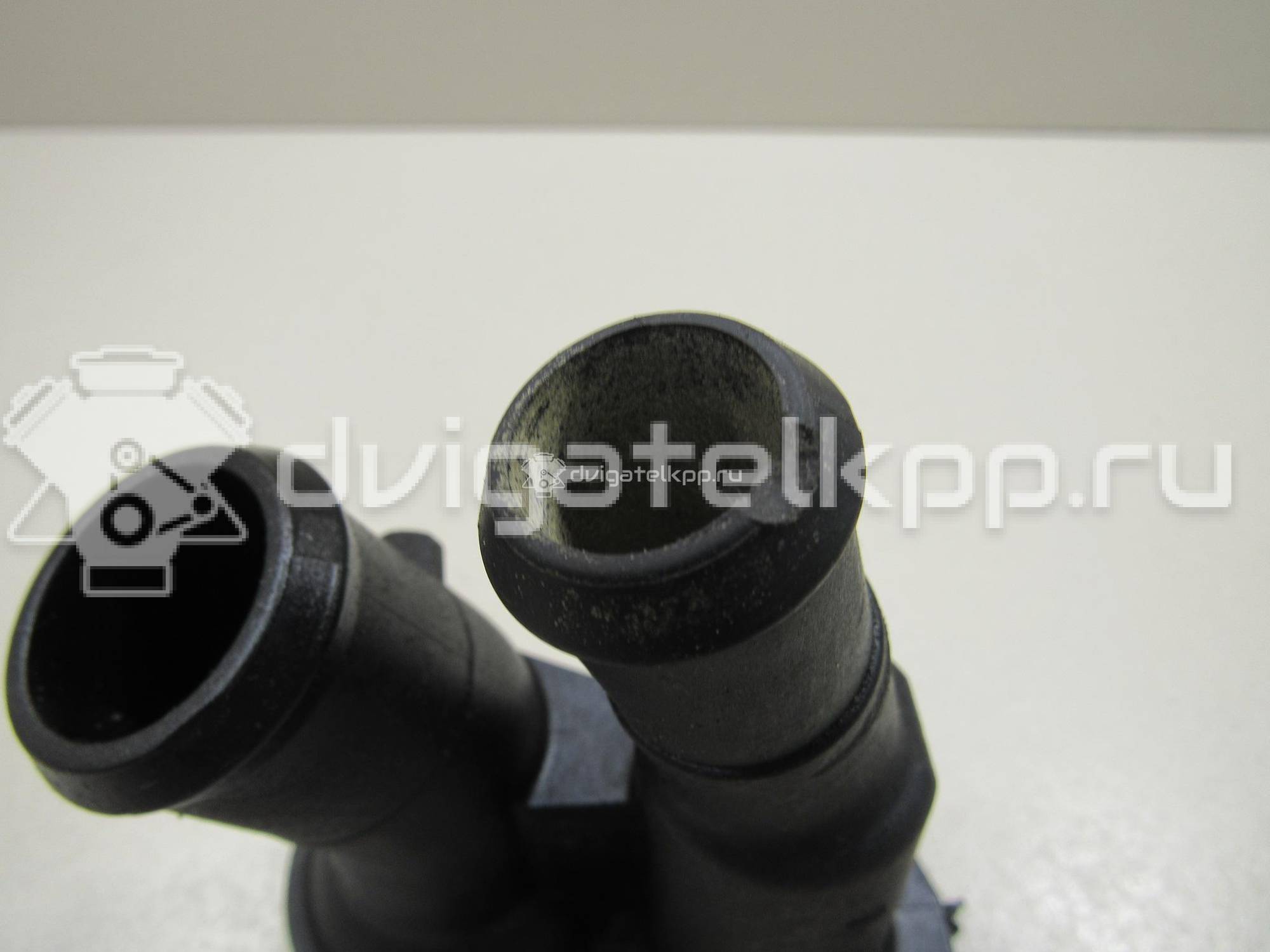 Фото Крышка термостата  2S6G9K478BA для volvo C30 {forloop.counter}}