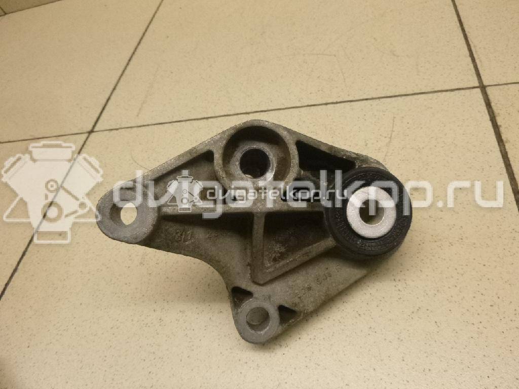 Фото Кронштейн КПП  1306901 для volvo S40 {forloop.counter}}