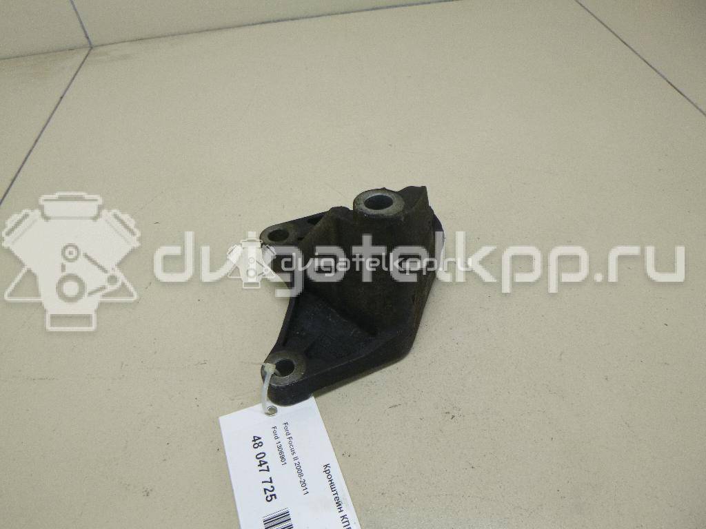 Фото Кронштейн КПП  1306901 для volvo S40 {forloop.counter}}