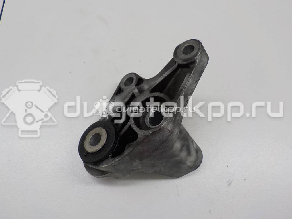 Фото Кронштейн КПП  1306901 для volvo S40 {forloop.counter}}