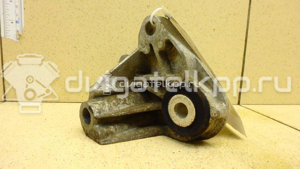 Фото Кронштейн КПП  1306901 для volvo S40 {forloop.counter}}