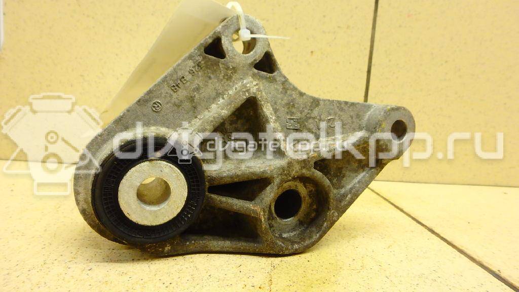 Фото Кронштейн КПП  1306901 для volvo S40 {forloop.counter}}