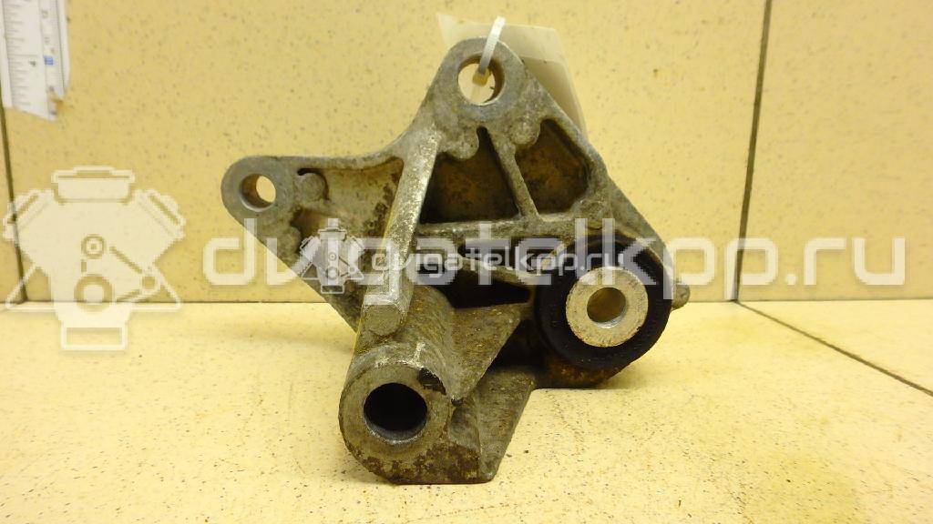 Фото Кронштейн КПП  1306901 для volvo S40 {forloop.counter}}