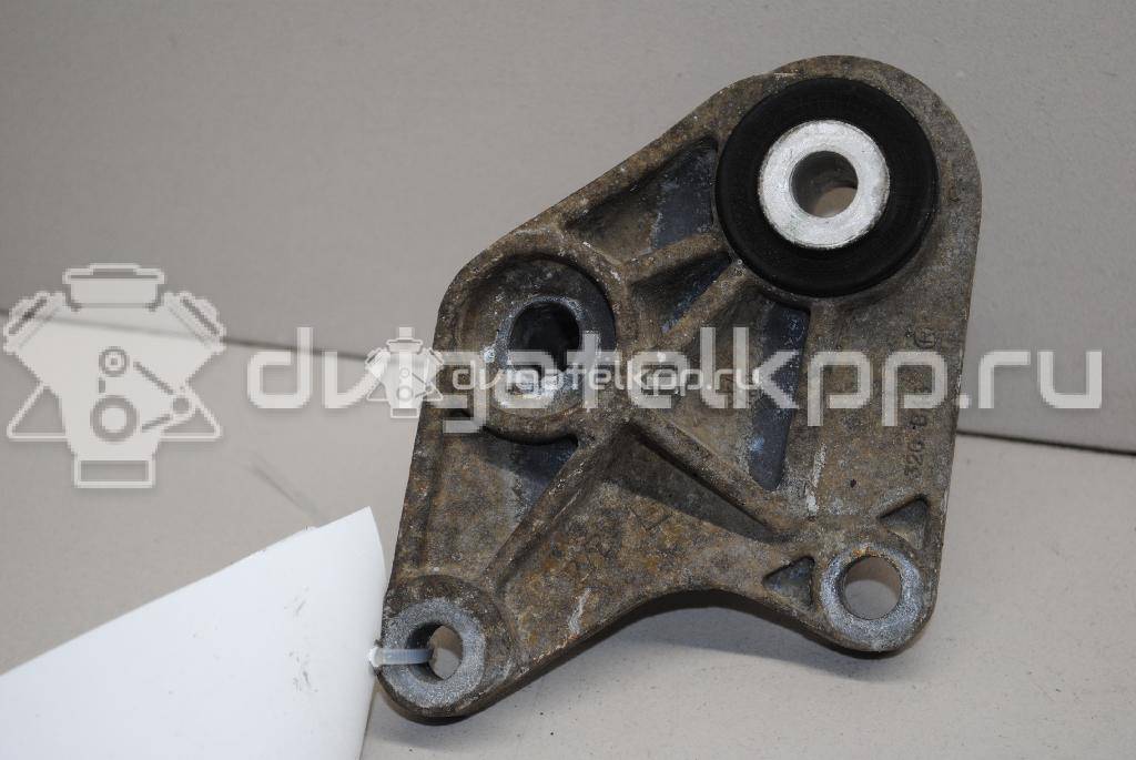 Фото Кронштейн КПП  1306901 для volvo S40 {forloop.counter}}
