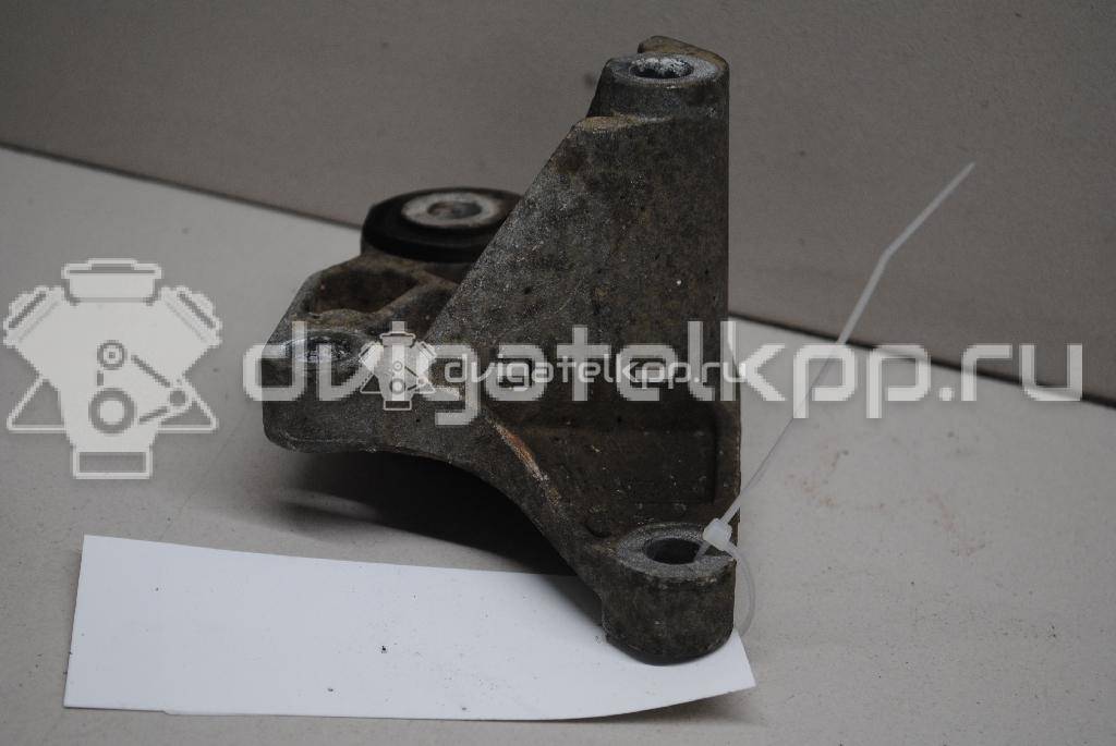 Фото Кронштейн КПП  1306901 для volvo S40 {forloop.counter}}