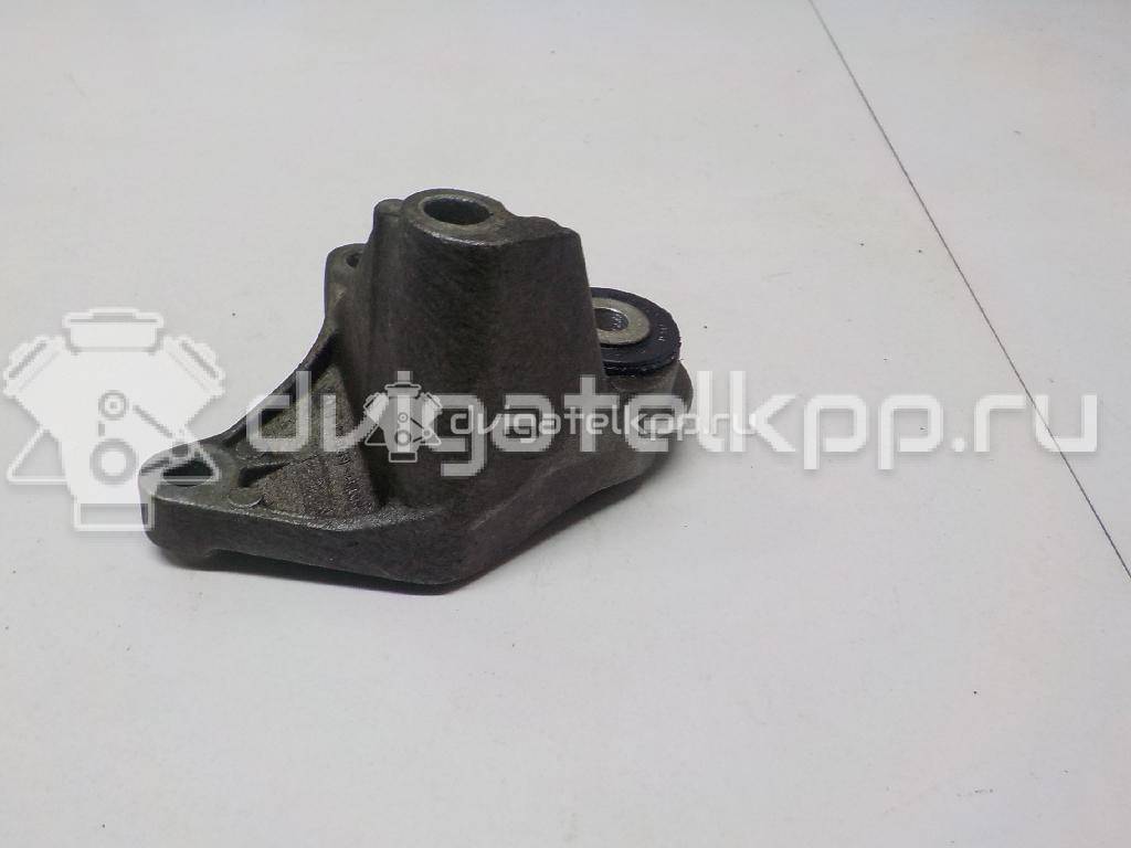 Фото Кронштейн КПП  1306901 для volvo S40 {forloop.counter}}