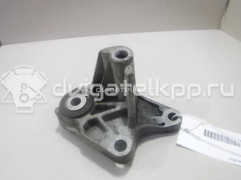 Фото Кронштейн КПП  1306901 для volvo S40 {forloop.counter}}