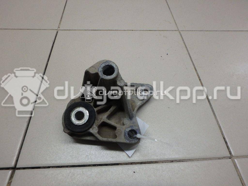 Фото Кронштейн КПП  1306901 для volvo S40 {forloop.counter}}