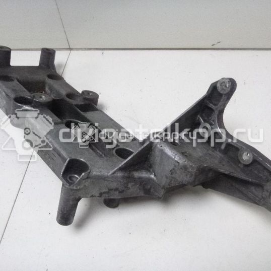 Фото Кронштейн генератора  8642196 для volvo S60