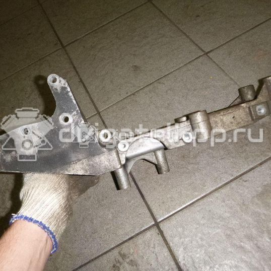Фото Кронштейн генератора  8642196 для volvo S60