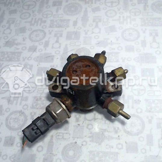 Фото Рейка топливная (рампа)  8200057345 для Renault Thalia 2 / Modus Grand F Jp0 / Megane / Clio / Scénic