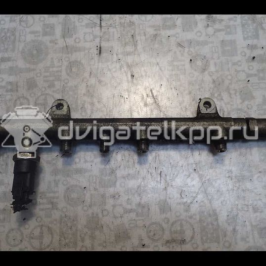 Фото Рейка топливная (рампа)  8200347176 для renault  Espace 4 (2002-2012)