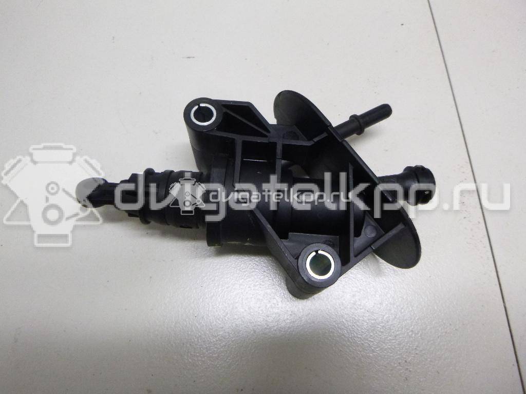 Фото Цилиндр сцепления главный  1751682 для Ford Fiesta / B-Max Jk {forloop.counter}}