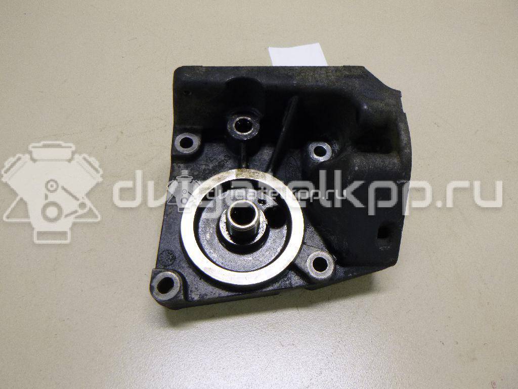 Фото Кронштейн масляного фильтра  1385380 для Ford Focus / C-Max / Galaxy / S-Max / Mondeo {forloop.counter}}