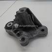 Фото Кронштейн опоры КПП  4m516p093fa для Ford Focus / C-Max {forloop.counter}}