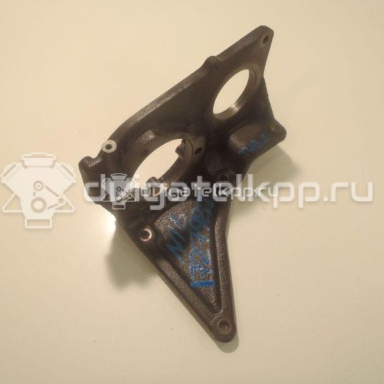 Фото Кронштейн ТНВД для двигателя YD22DDT для Nissan Primera / Almera 110-139 л.с 16V 2.2 л Дизельное топливо