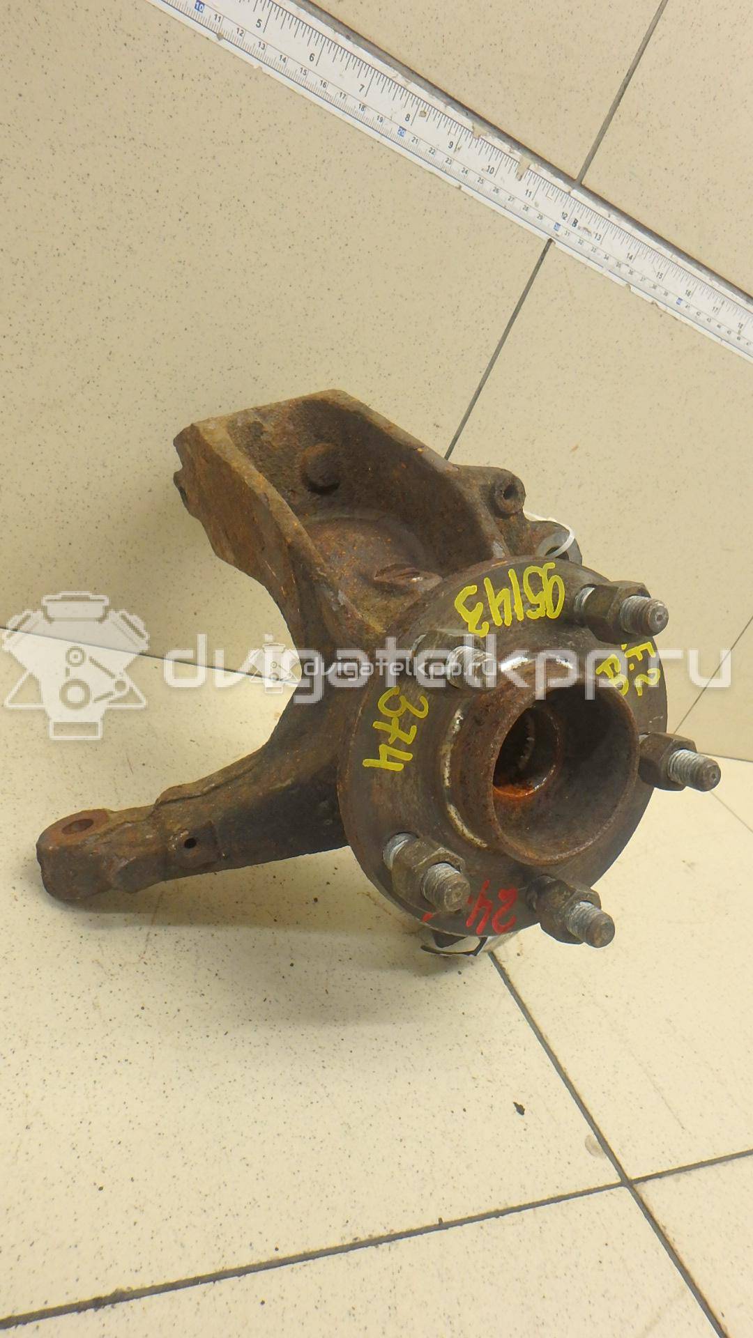 Фото Кулак поворотный передний правый  1420861 для Ford Focus / C-Max {forloop.counter}}