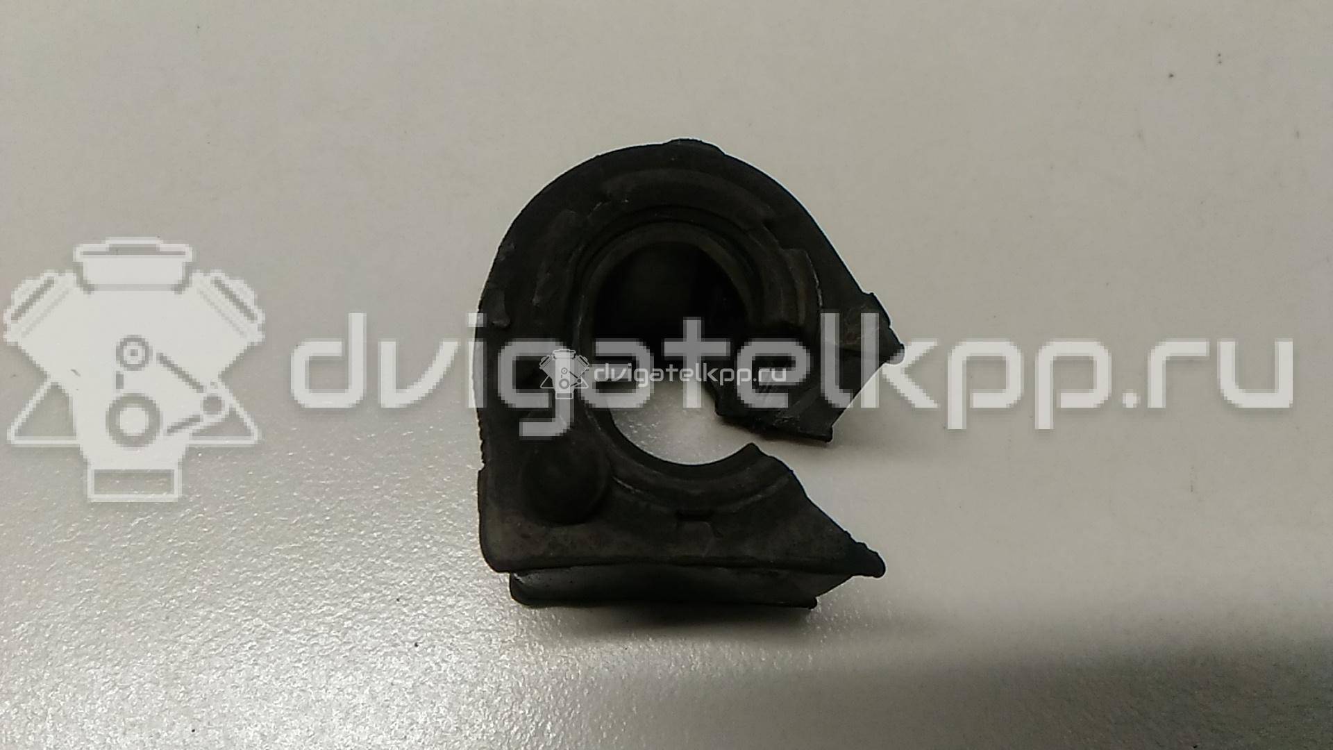 Фото Втулка (с/блок) переднего стабилизатора  1305960 для Ford Focus / Kuga / C-Max {forloop.counter}}