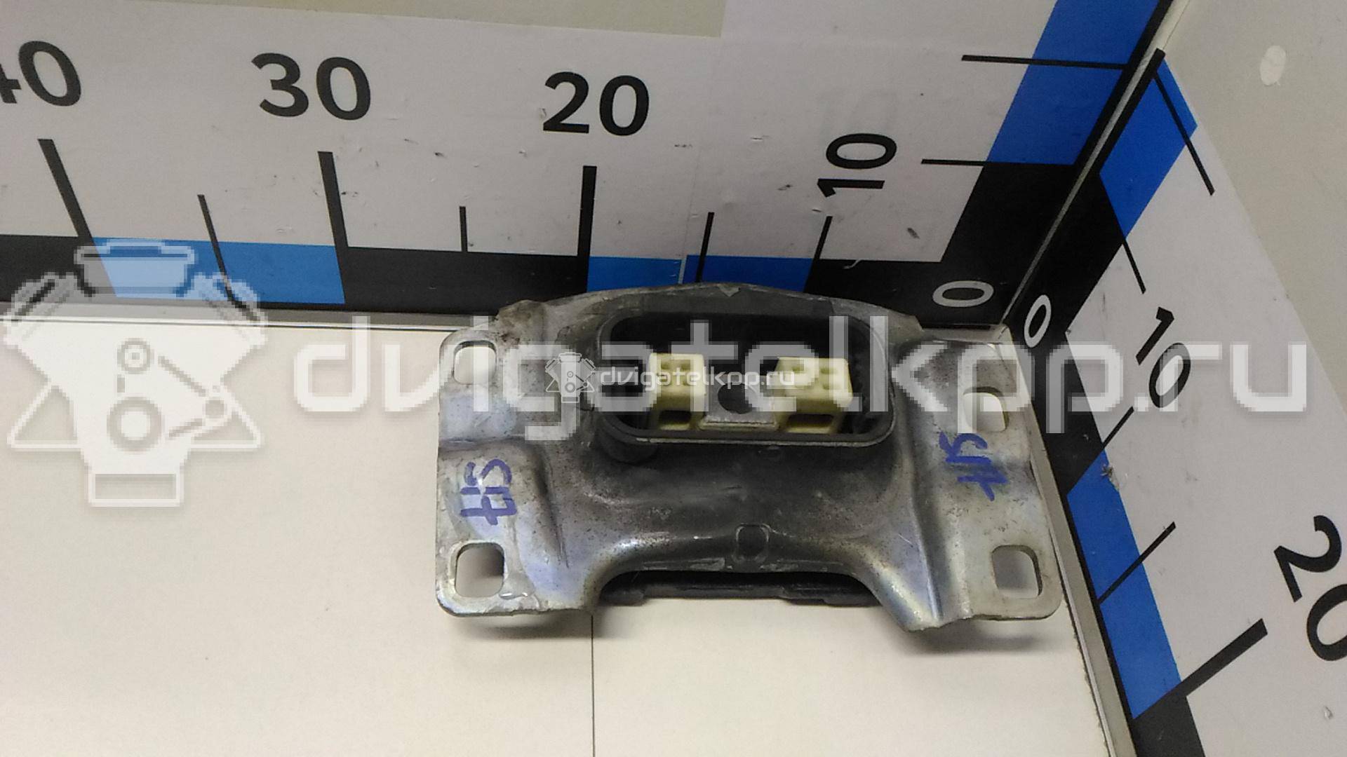 Фото Опора КПП  AV617M121AB для Ford Focus / C-Max {forloop.counter}}