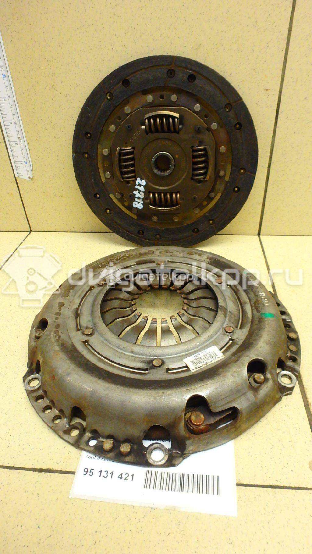 Фото К-кт сцепления  8V217540E1A для Ford Fiesta / Focus / C-Max / Ecosport / Mondeo {forloop.counter}}