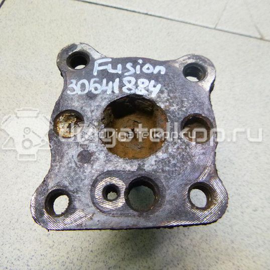 Фото Цапфа (п.з.к.)  1061680 для Ford Fiesta / Focus / Fusion Ju