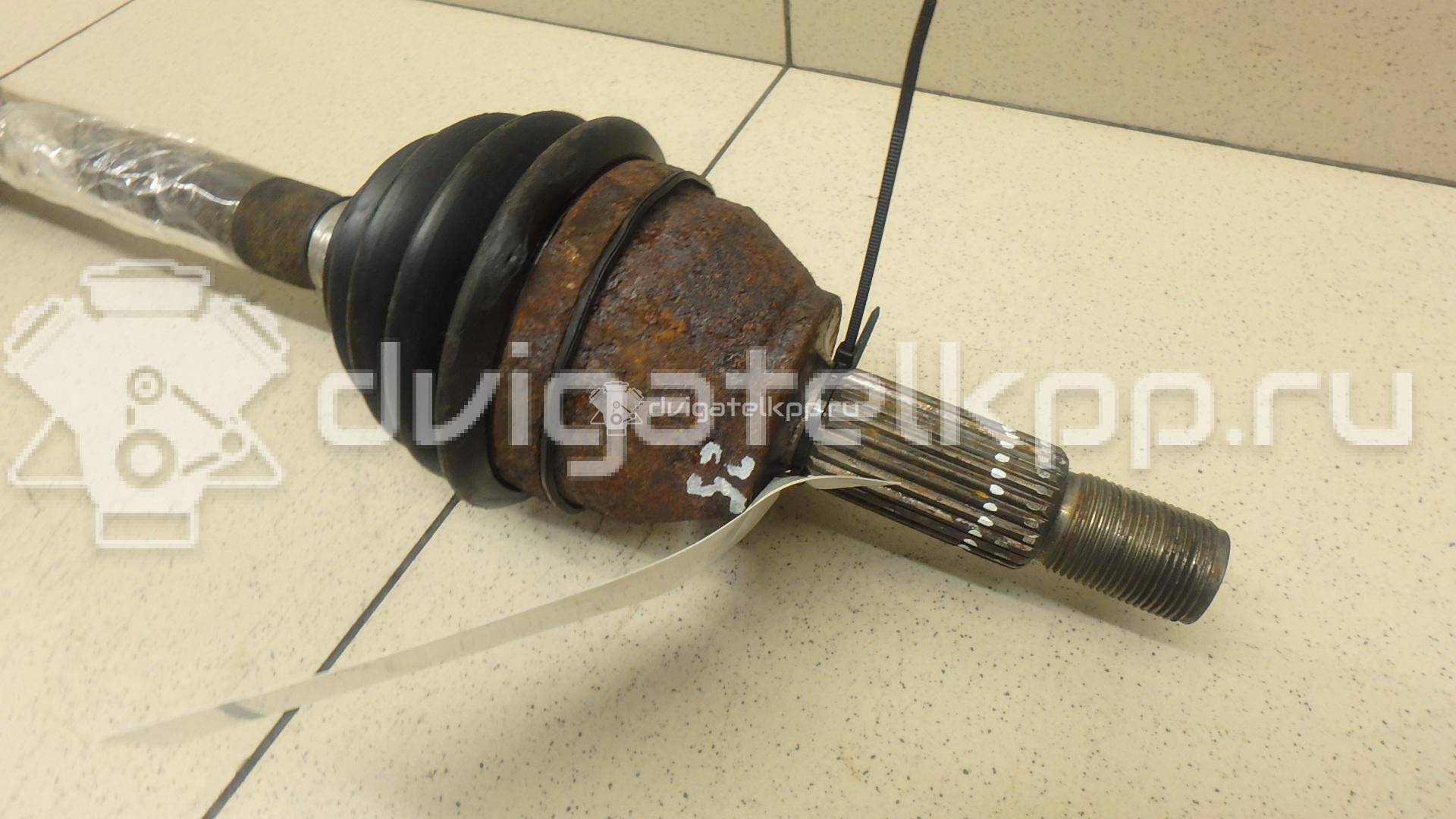 Фото Полуось передняя правая  1348325 для Ford Fiesta / Focus / Fusion Ju {forloop.counter}}