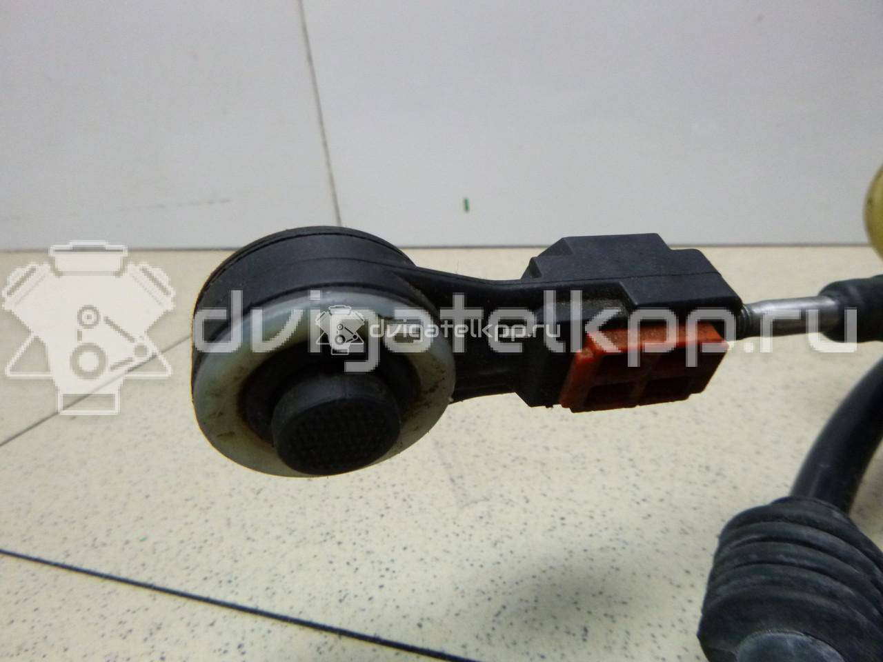 Фото Трос КПП  1686380 для Ford Focus {forloop.counter}}