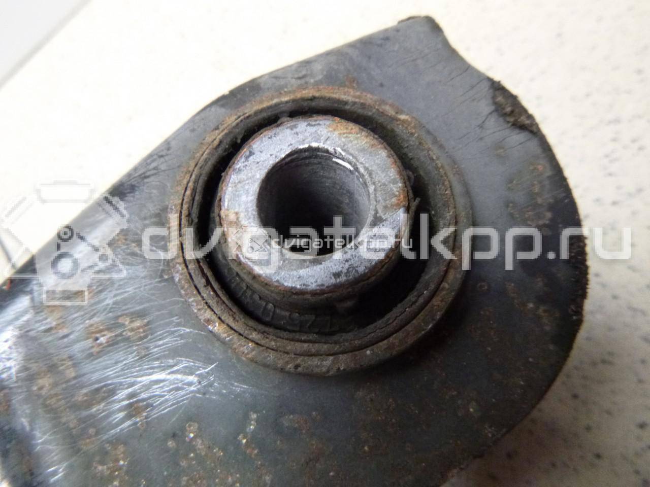 Фото Рычаг задний нижний  1357319 для Ford Focus / Kuga / C-Max / Grand {forloop.counter}}
