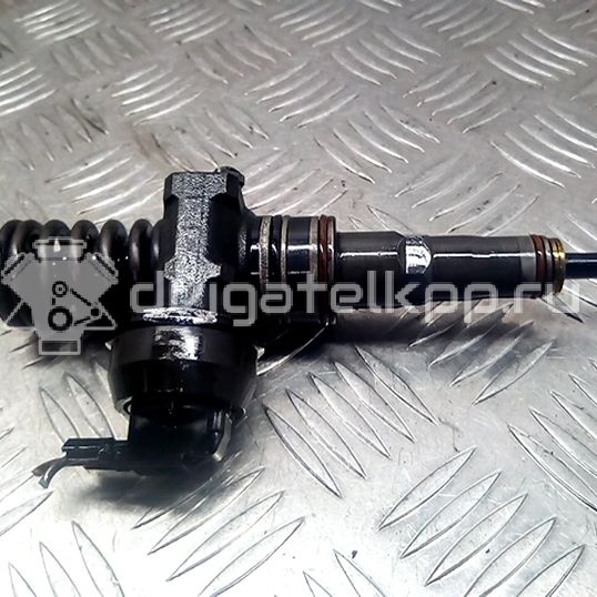 Фото Форсунка дизельная электрическая  038130073AG для Skoda Octavia / Felicia / Octaviaii 1Z3 / Superb