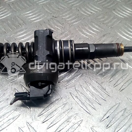 Фото Форсунка дизельная электрическая  038130073AG для Audi A3