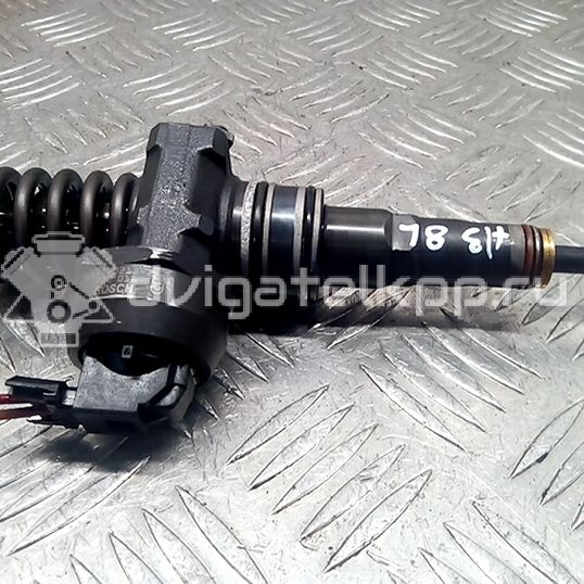 Фото Форсунка дизельная электрическая  038130073AG для Audi A3