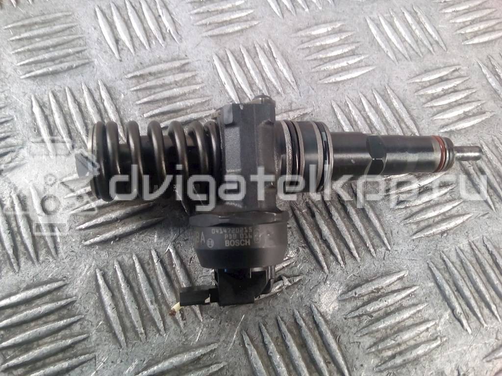 Фото Форсунка дизельная электрическая  038130073AG для volkswagen  Golf 5 (2003-2008) {forloop.counter}}