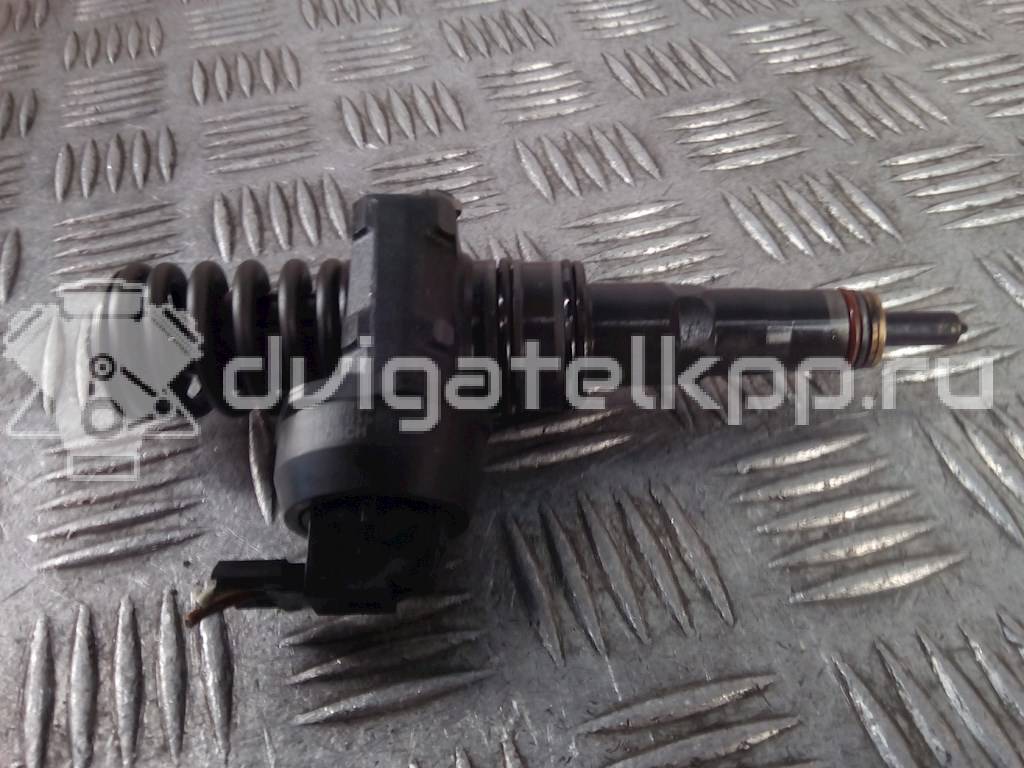 Фото Форсунка дизельная электрическая  038130073AG для volkswagen  T5 (2003-2012) {forloop.counter}}