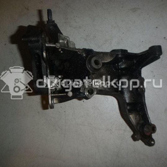 Фото Кронштейн генератора для двигателя 9HV (DV6TED4) для Peugeot 308 / 207 / 307 / Partner 90 л.с 16V 1.6 л Дизельное топливо 5706K0