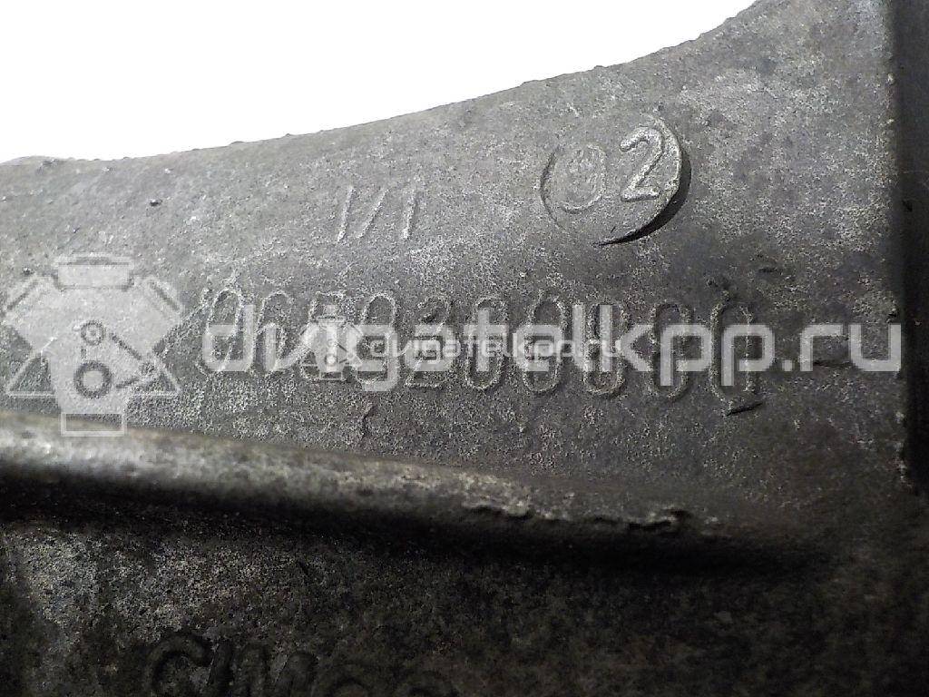 Фото Кронштейн генератора для двигателя 9HV (DV6TED4) для Peugeot 308 / 207 / 307 / Partner 90 л.с 16V 1.6 л Дизельное топливо 5706K0 {forloop.counter}}