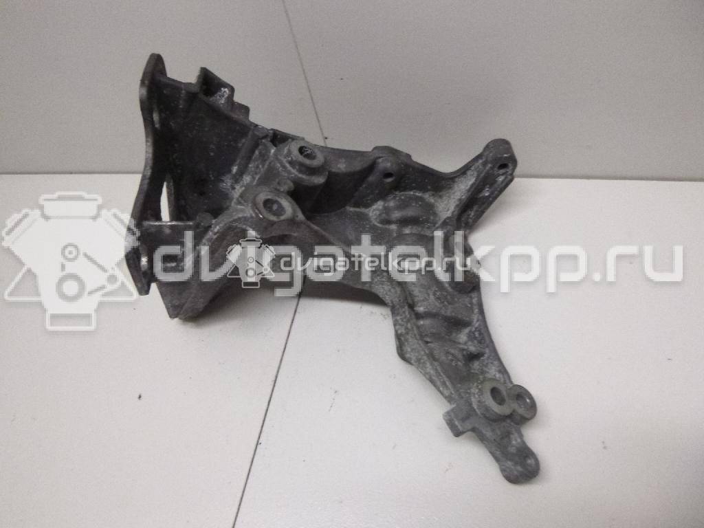 Фото Кронштейн генератора для двигателя 9HV (DV6TED4) для Peugeot 308 / 207 / 307 / Partner 90 л.с 16V 1.6 л Дизельное топливо 5706K0 {forloop.counter}}