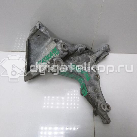 Фото Кронштейн генератора для двигателя 9HV (DV6TED4) для Peugeot 308 / 207 / 307 / Partner 90 л.с 16V 1.6 л Дизельное топливо 5706N6