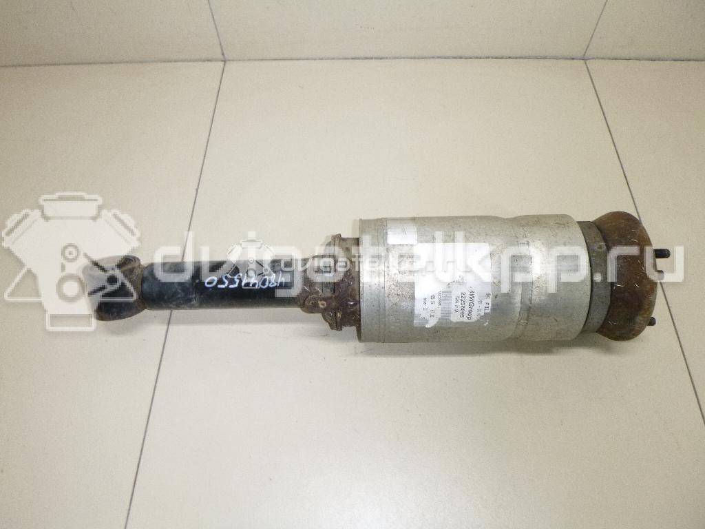 Фото Амортизатор передний  LR018398 для Land Rover Discovery {forloop.counter}}