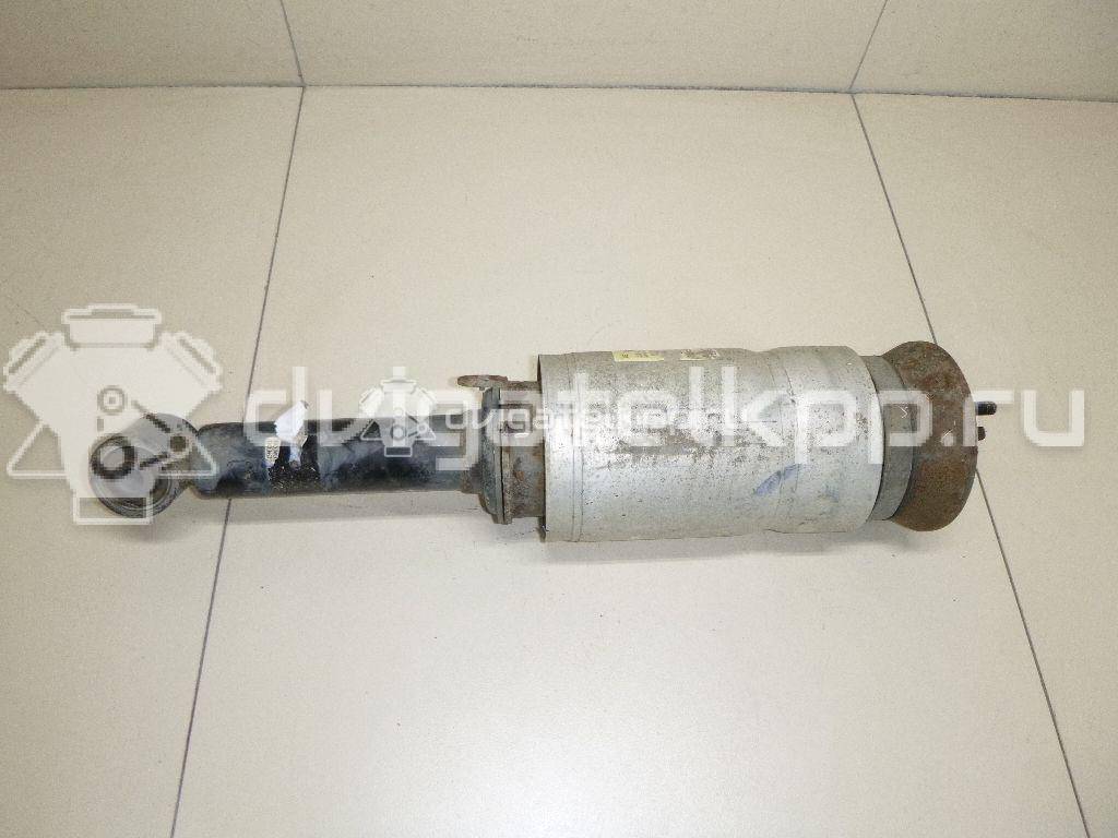 Фото Амортизатор передний  LR018398 для Land Rover Discovery {forloop.counter}}