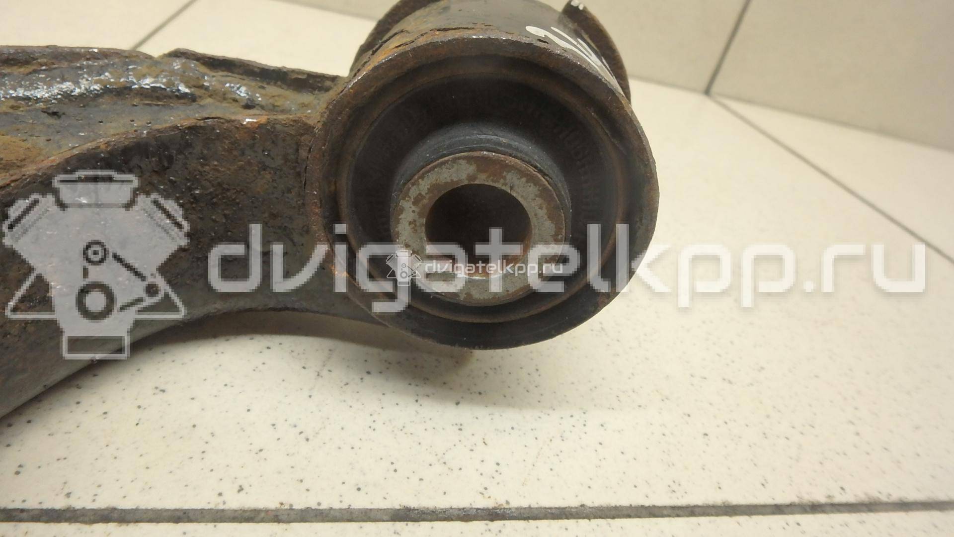 Фото Рычаг передний верхний левый  RBJ500232 для Land Rover Range Rover / Discovery {forloop.counter}}