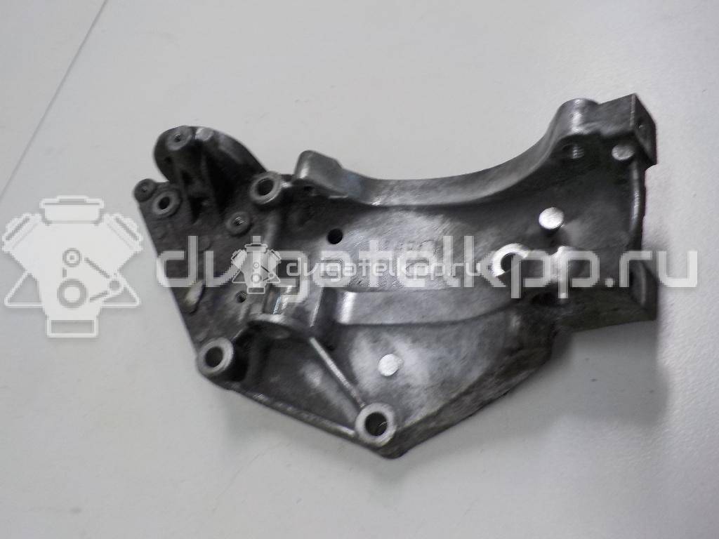 Фото Кронштейн генератора для двигателя RHR (DW10BTED4) для Peugeot / Citroen 136-140 л.с 16V 2.0 л Дизельное топливо 5706J5 {forloop.counter}}