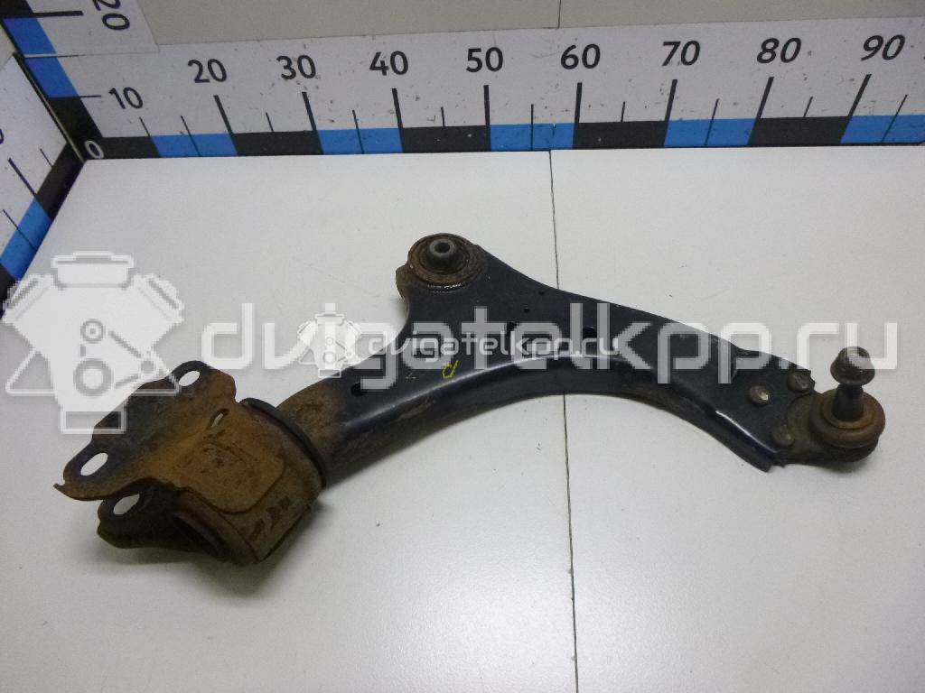 Фото Рычаг передний правый  LR007205 для Land Rover Freelander {forloop.counter}}