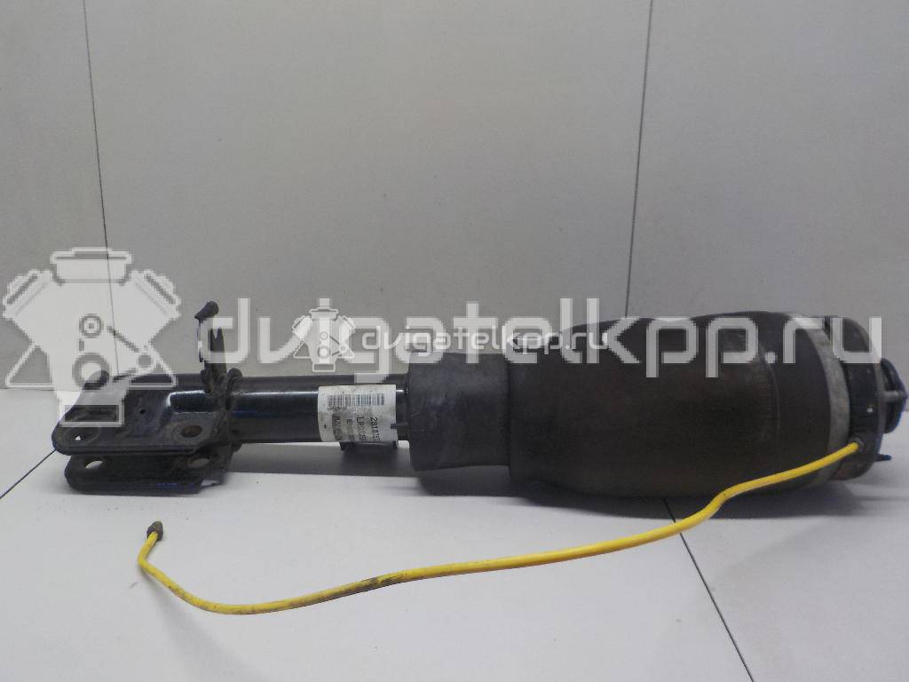 Фото Амортизатор передний правый  RNB501520 для Land Rover Range Rover {forloop.counter}}