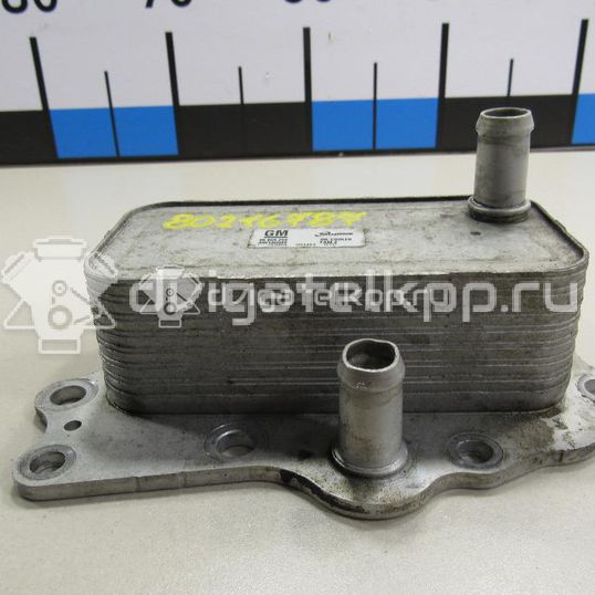 Фото Радиатор масляный  96868256 для opel Antara