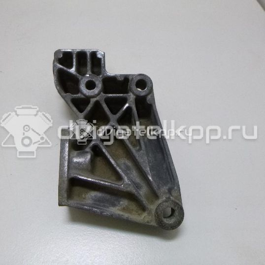 Фото Кронштейн генератора  90571112 для opel Astra G