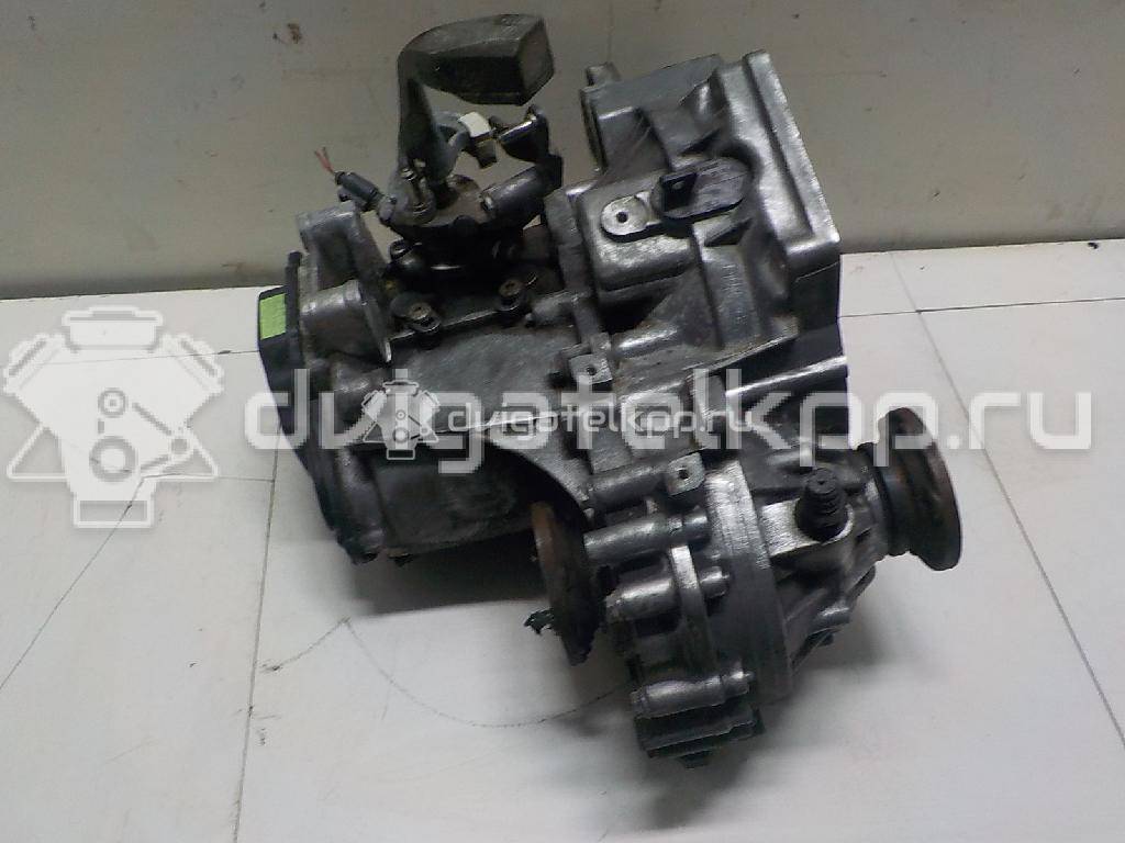 Фото Контрактная (б/у) МКПП для Skoda Roomster 5J / Fabia / Octavia 100 л.с 8V 1.9 л AXR Дизельное топливо 02J300052G {forloop.counter}}