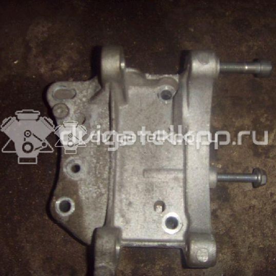 Фото Кронштейн генератора  для Peugeot 206 / 307 / 1007 Km / 207