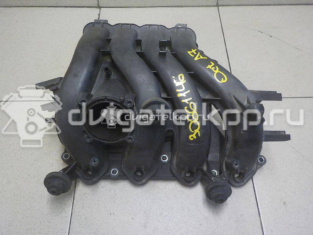 Фото Коллектор впускной для двигателя CWVA для Skoda / Volkswagen / Seat 110 л.с 16V 1.6 л бензин 04E129712P {forloop.counter}}